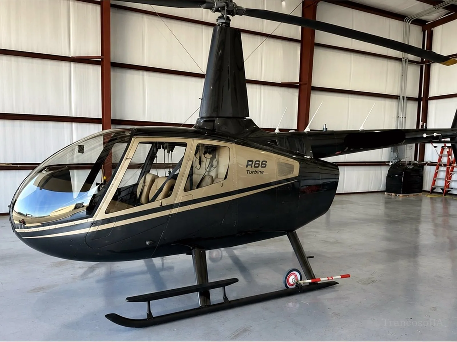 Passeios e transfer de helicóptero